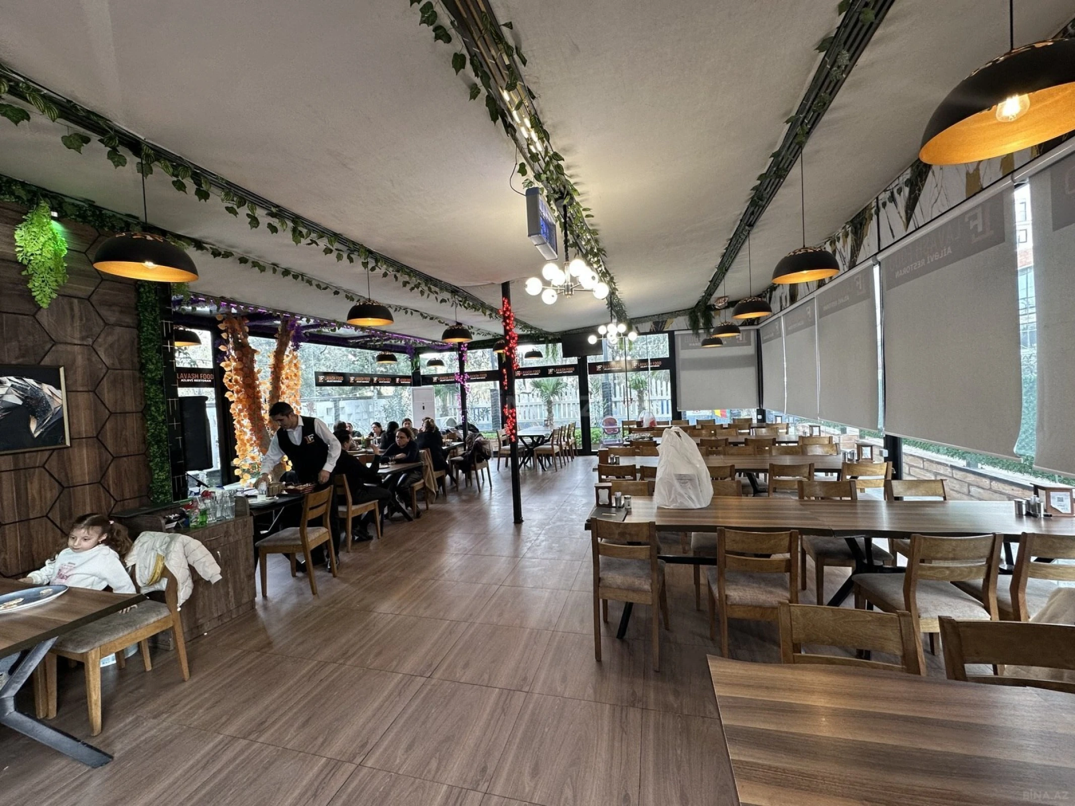 Satılır obyekt 310 m²