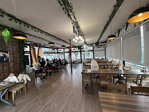 Satılır obyekt 310 m²