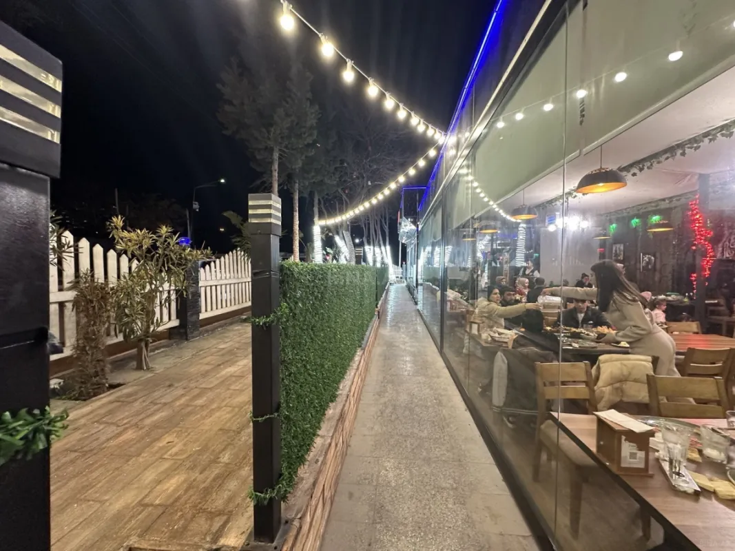 Satılır obyekt 310 m²