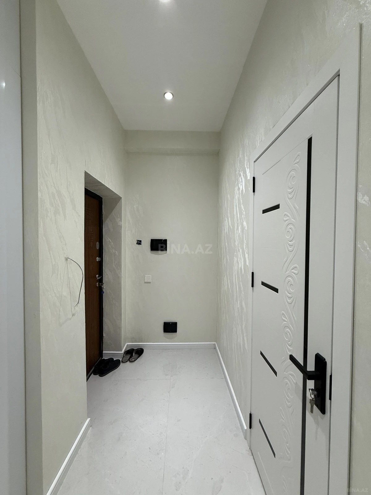 Satılır 2 otaqlı mənzil 63 m²