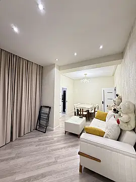 Satılır 2 otaqlı mənzil 63 m²