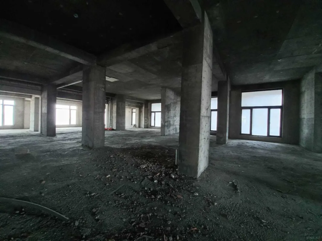 Satılır obyekt 350 m²