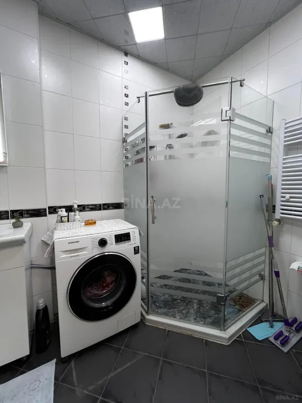 Satılır 3 otaqlı mənzil 171 m²