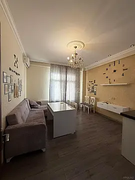 Satılır 2 otaqlı mənzil 70 m² — Bakı 2 otaq 70.00 m²