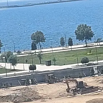 Satılır 3 otaqlı mənzil 125 m²