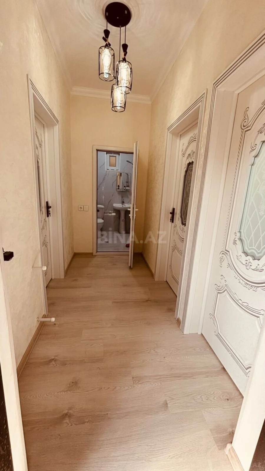 Satılır 5 otaqlı həyət evi 140 m²