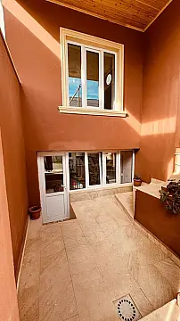 Satılır 5 otaqlı həyət evi 140 m²