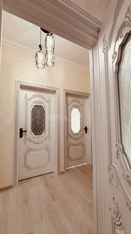 Satılır 5 otaqlı həyət evi 140 m²