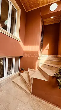 Satılır 5 otaqlı həyət evi 140 m²