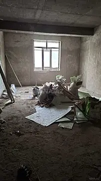 Satılır 3 otaqlı mənzil 145 m²