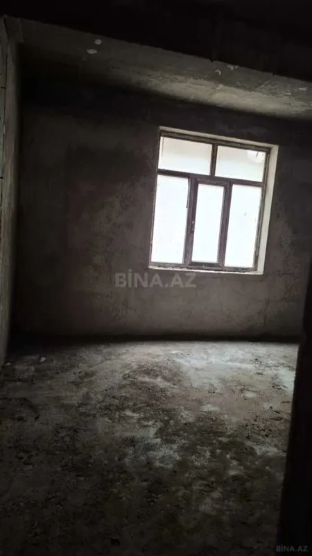 Satılır 3 otaqlı mənzil 145 m²