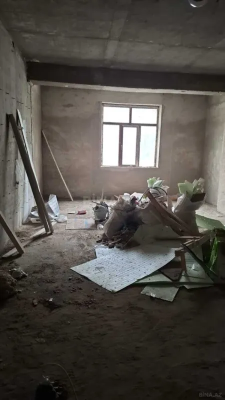 Satılır 3 otaqlı mənzil 145 m²