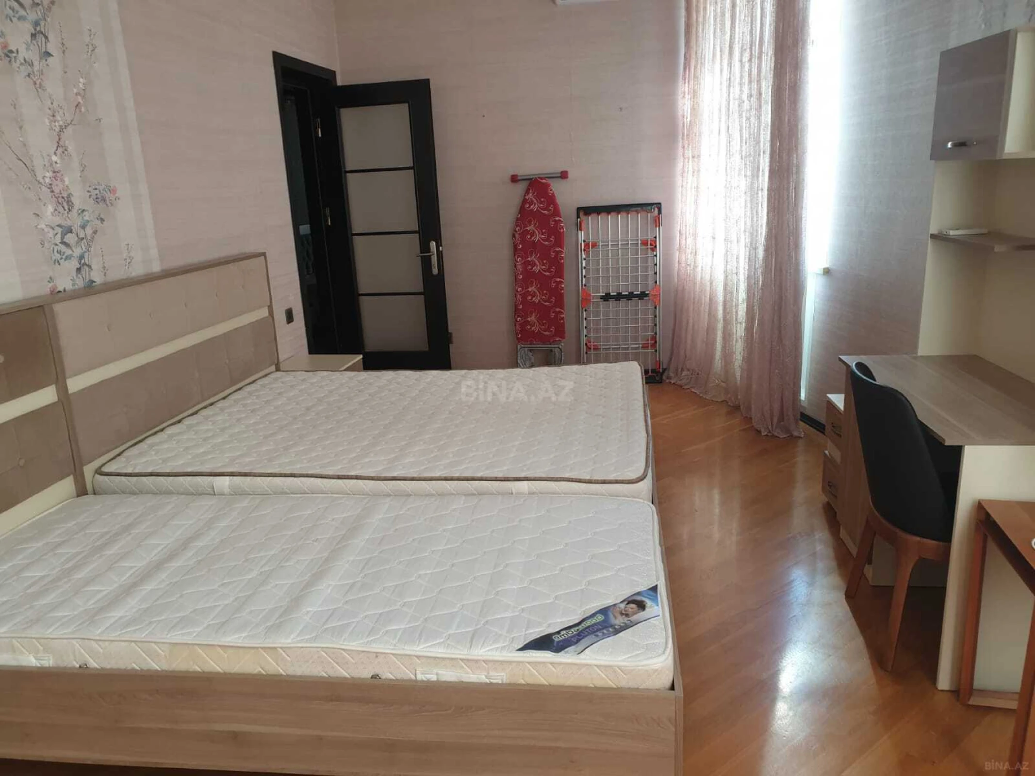 Kirayə verilir 3 otaqlı mənzil 135 m²