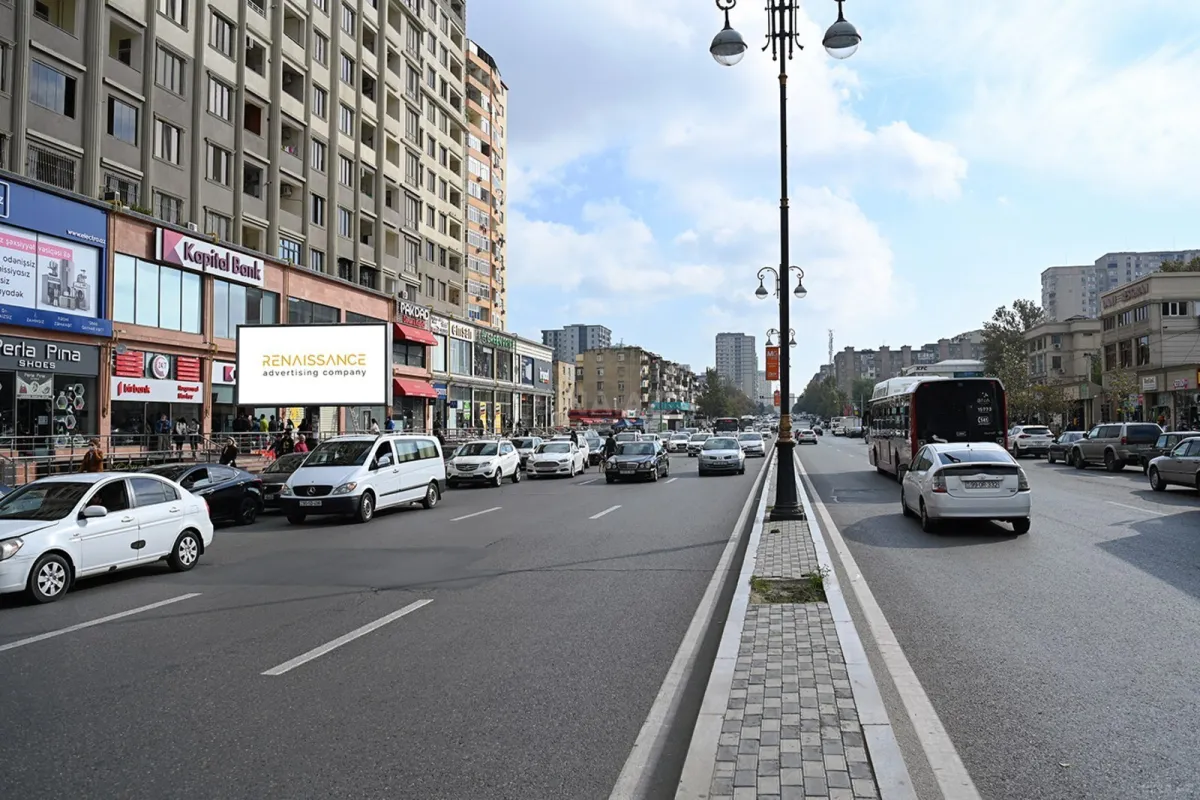 Satılır 3 otaqlı mənzil 135 m²