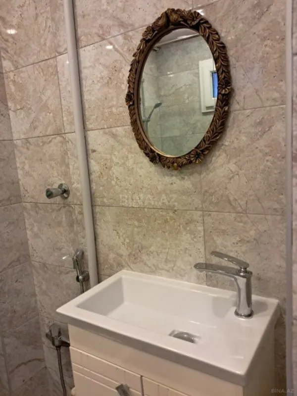 Satılır 2 otaqlı mənzil 75 m²