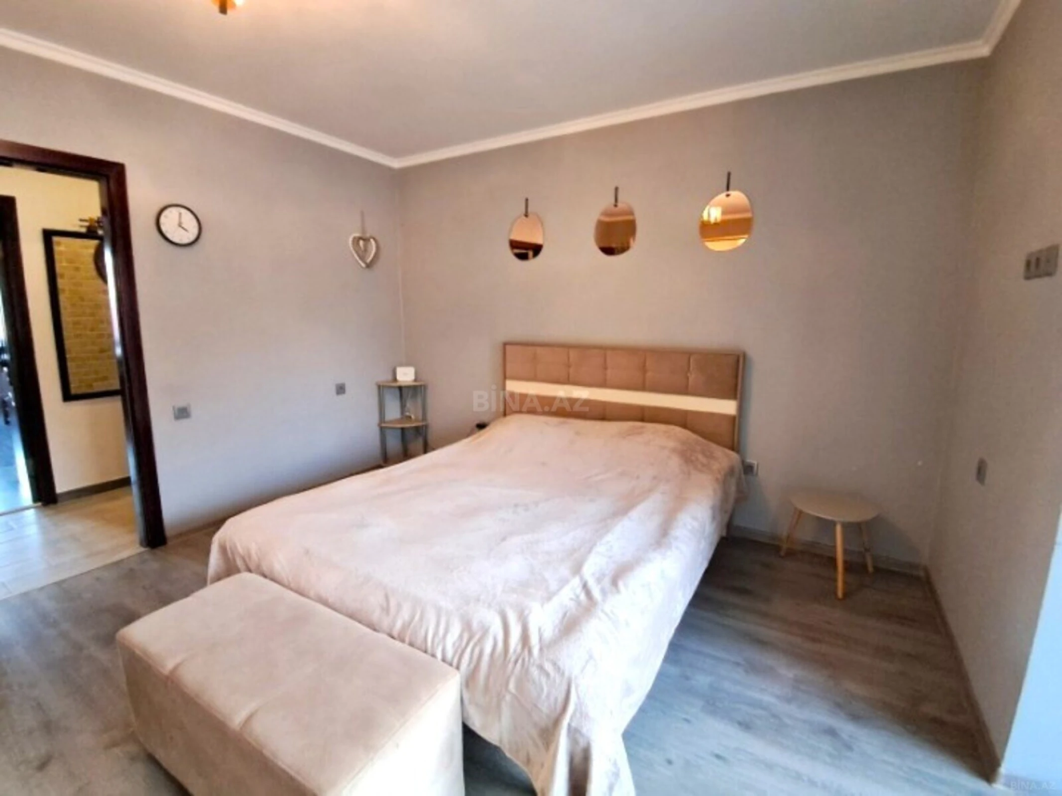 Satılır 2 otaqlı mənzil 75 m²