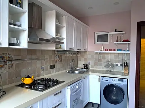 Satılır 2 otaqlı mənzil 75 m²