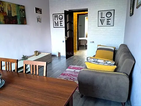 Satılır 2 otaqlı mənzil 75 m²
