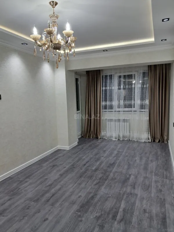 Satılır 2 otaqlı mənzil 74 m²