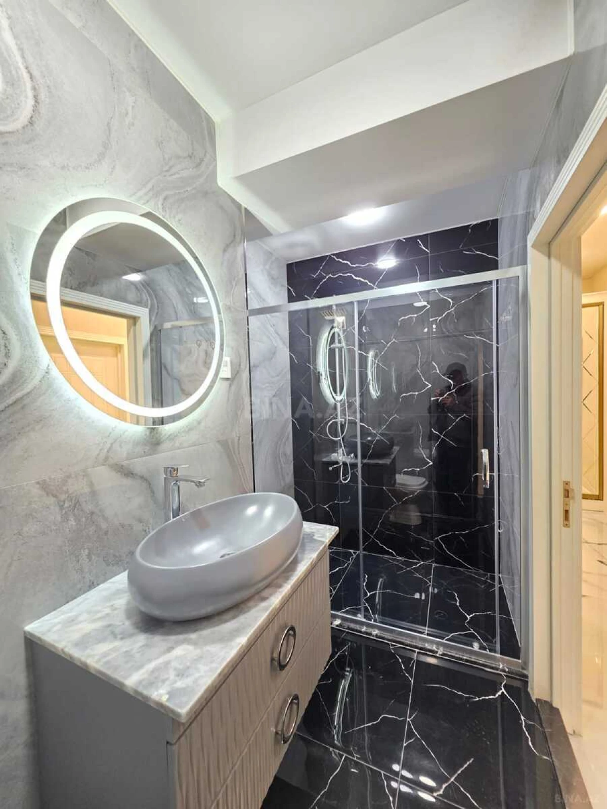 Satılır 3 otaqlı mənzil 100 m²