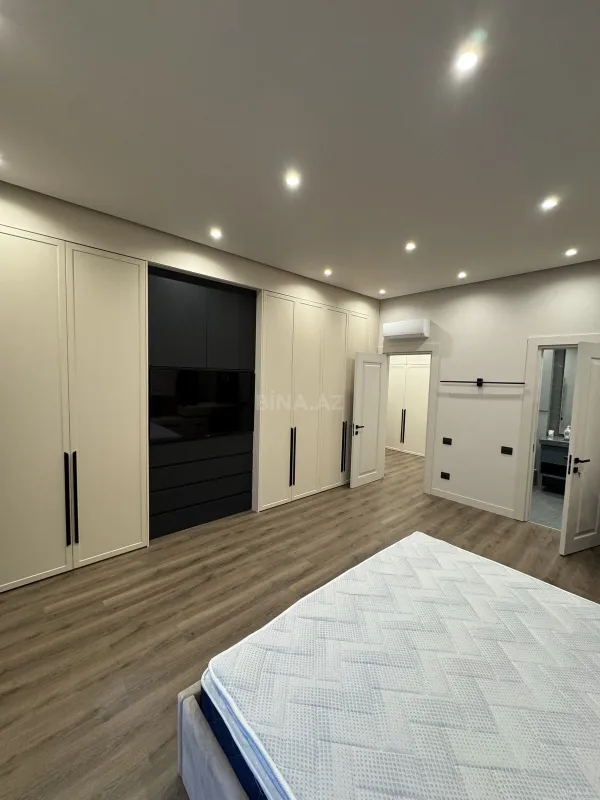 Kirayə verilir 3 otaqlı mənzil 160 m²