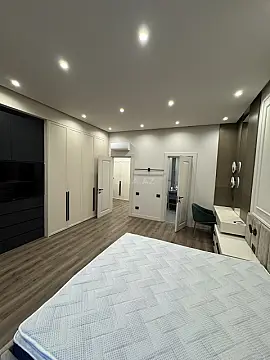 Kirayə verilir 3 otaqlı mənzil 160 m²