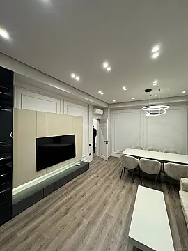 Kirayə verilir 3 otaqlı mənzil 160 m²