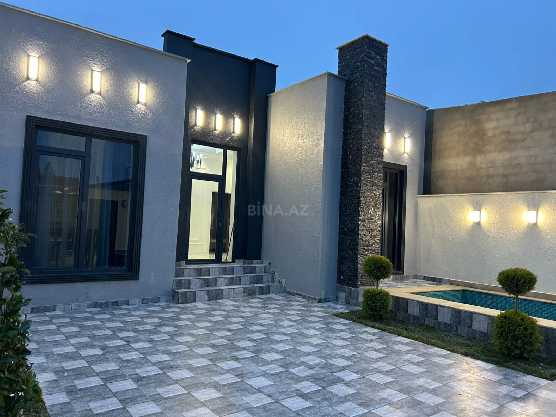 Satılır 4 otaqlı həyət evi 140 m²