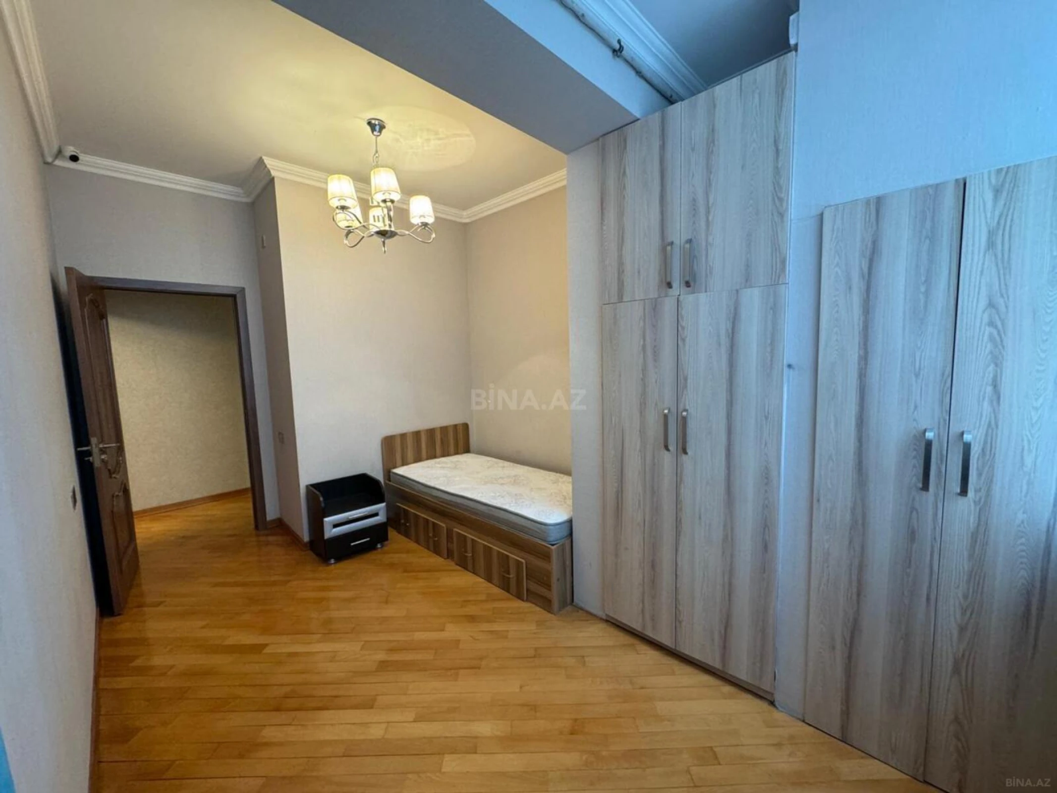 Satılır 3 otaqlı mənzil 80 m²