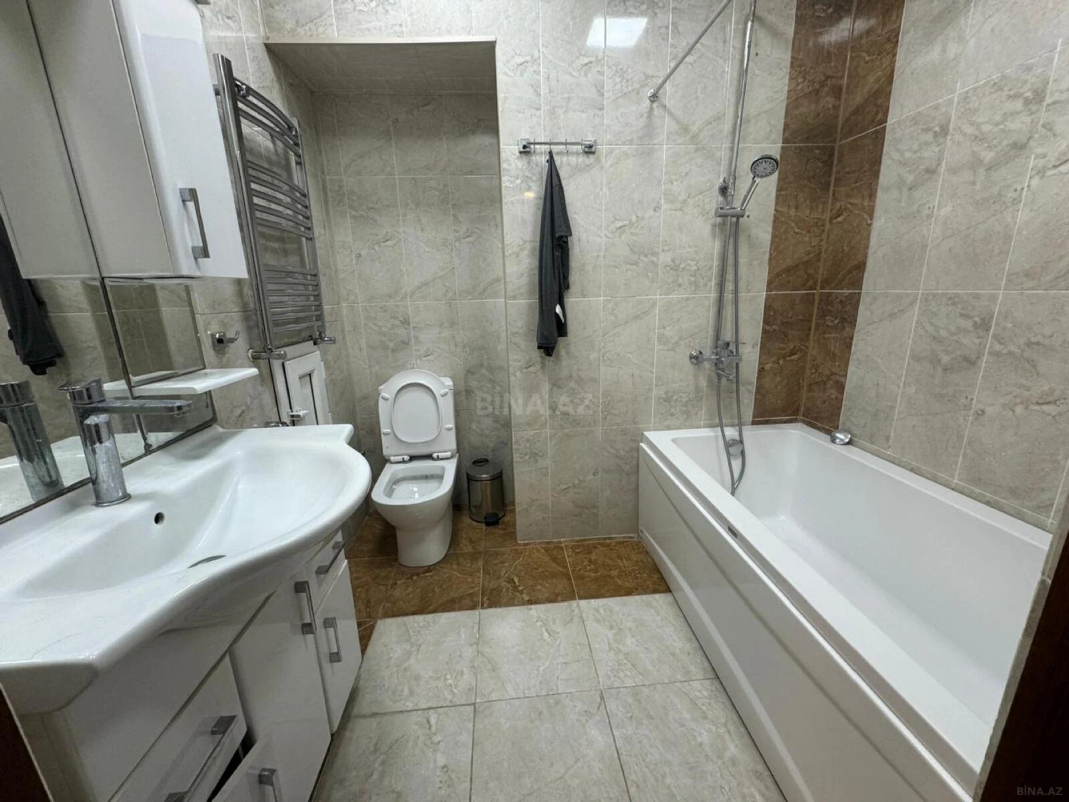Satılır 3 otaqlı mənzil 80 m²