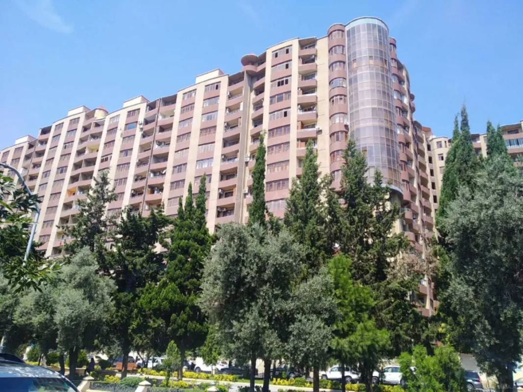 Kirayə verilir 2 otaqlı mənzil 65 m²