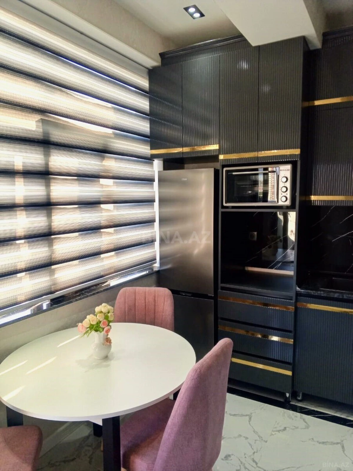 Satılır 2 otaqlı mənzil 53 m²