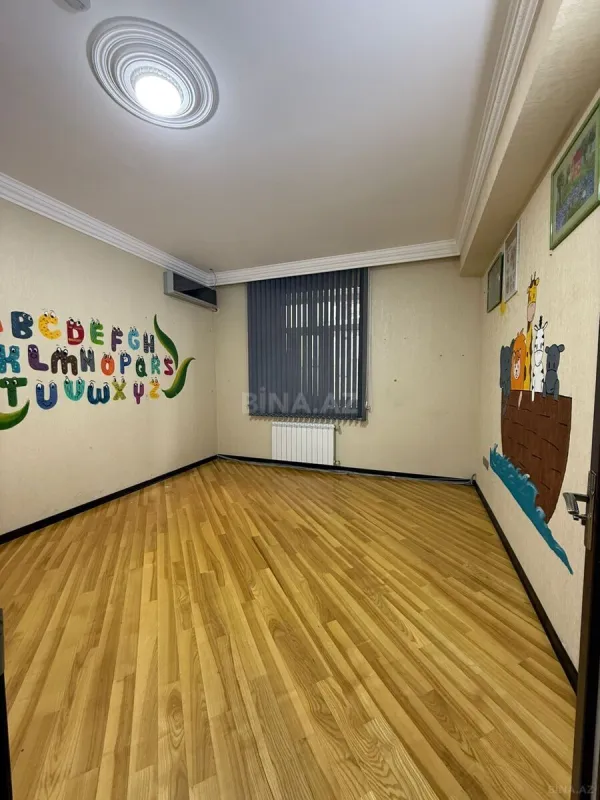 Kirayə verilir 9 otaqlı ofis 250 m²