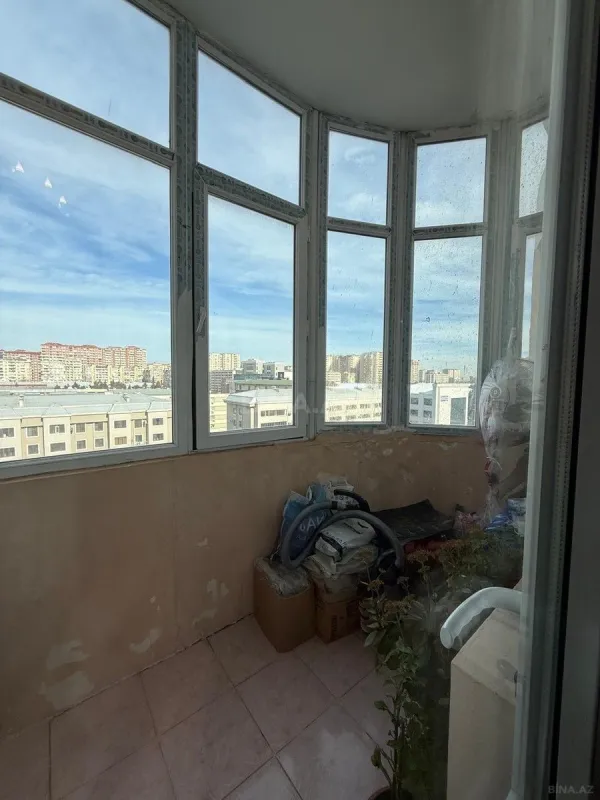 Satılır 3 otaqlı mənzil 130 m²