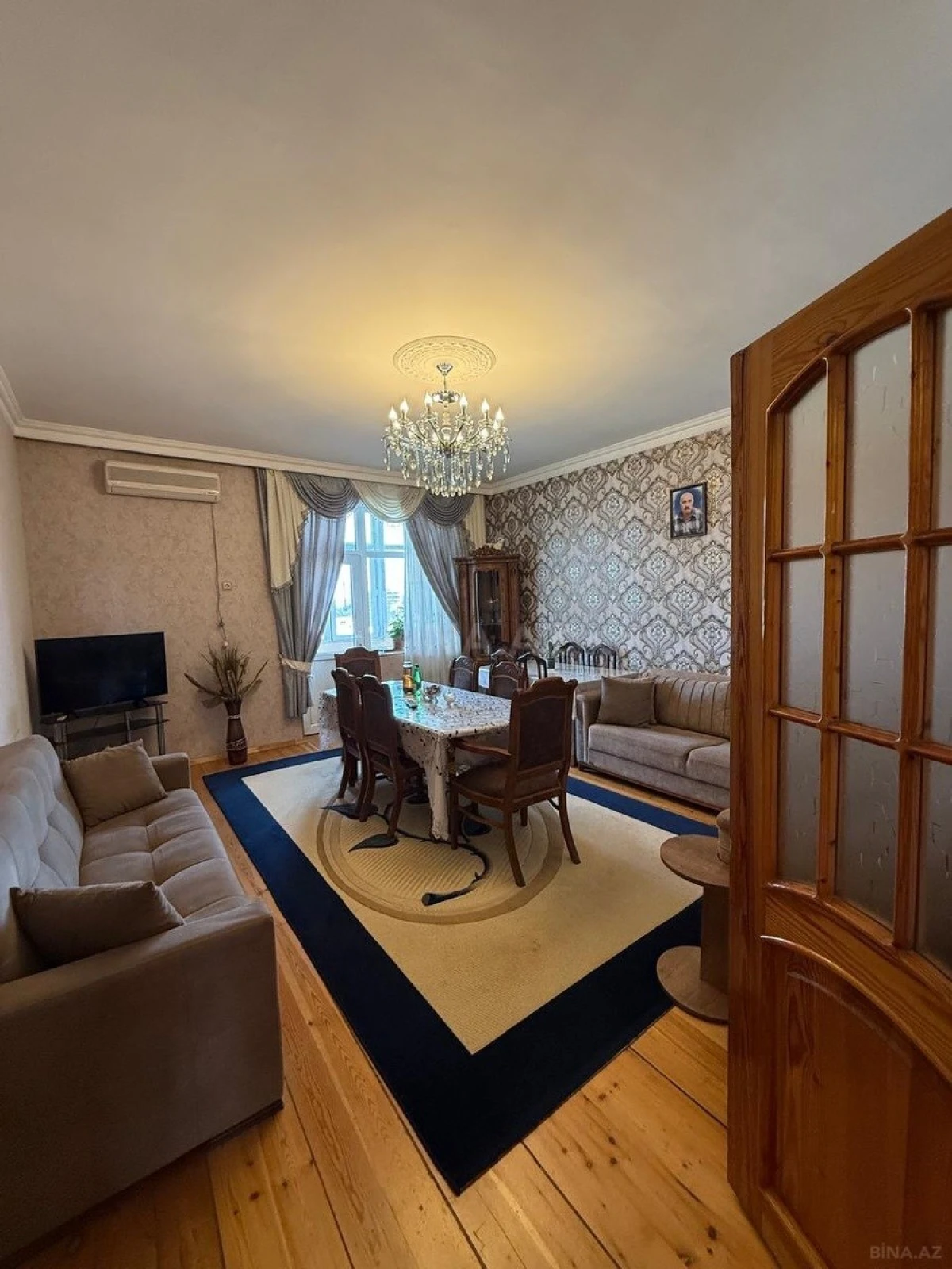 Satılır 3 otaqlı mənzil 130 m²
