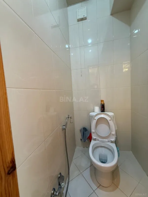 Satılır 3 otaqlı mənzil 130 m²