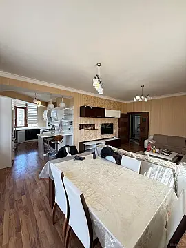 Satılır 3 otaqlı mənzil 100 m²
