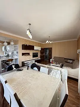 Satılır 3 otaqlı mənzil 100 m² — Bakı, Memar Əcəmi yanı 3 otaq 100.00 m²