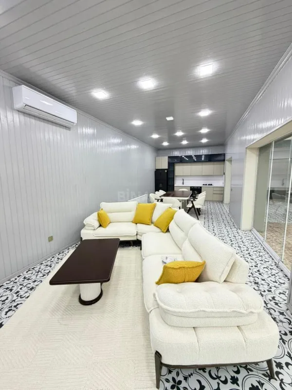 Satılır 5 otaqlı həyət evi 265 m²