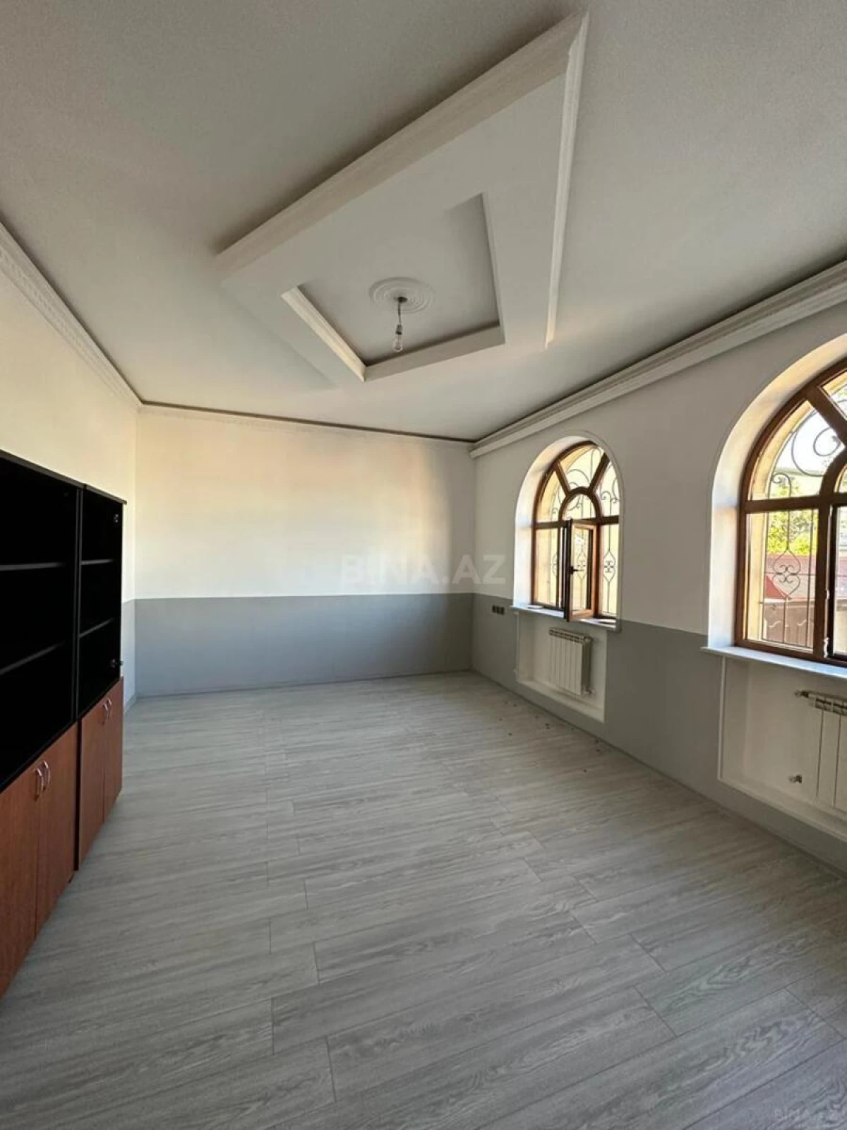 Kirayə verilir 6 otaqlı ofis 320 m²