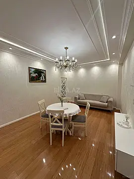 Satılır 2 otaqlı mənzil 65 m²