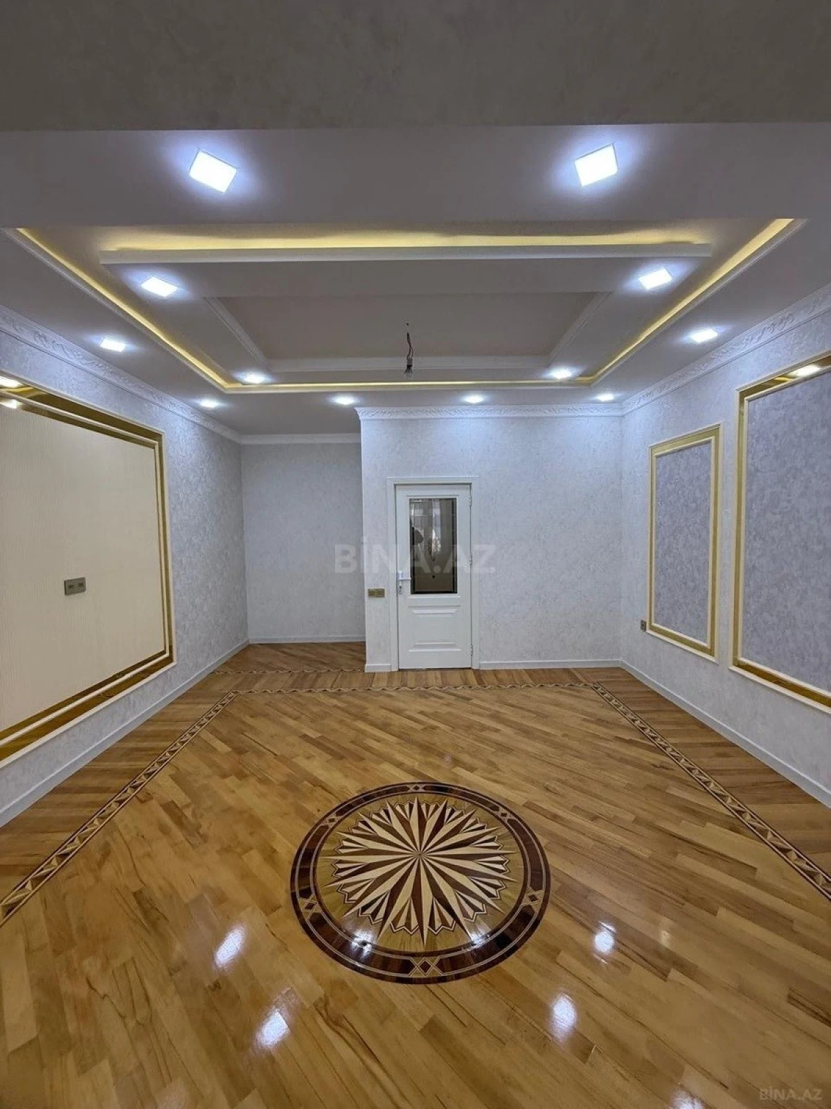 Satılır 3 otaqlı mənzil 112 m²