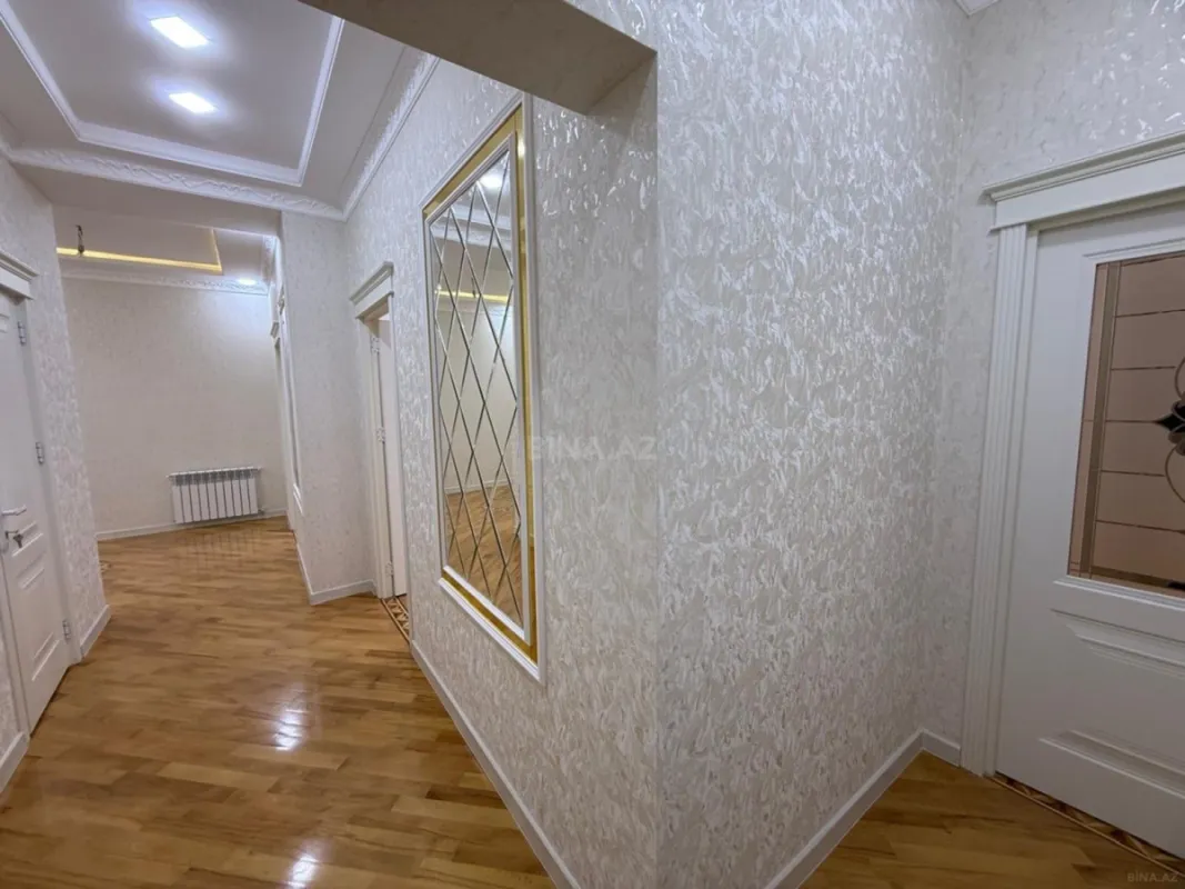 Satılır 3 otaqlı mənzil 112 m²