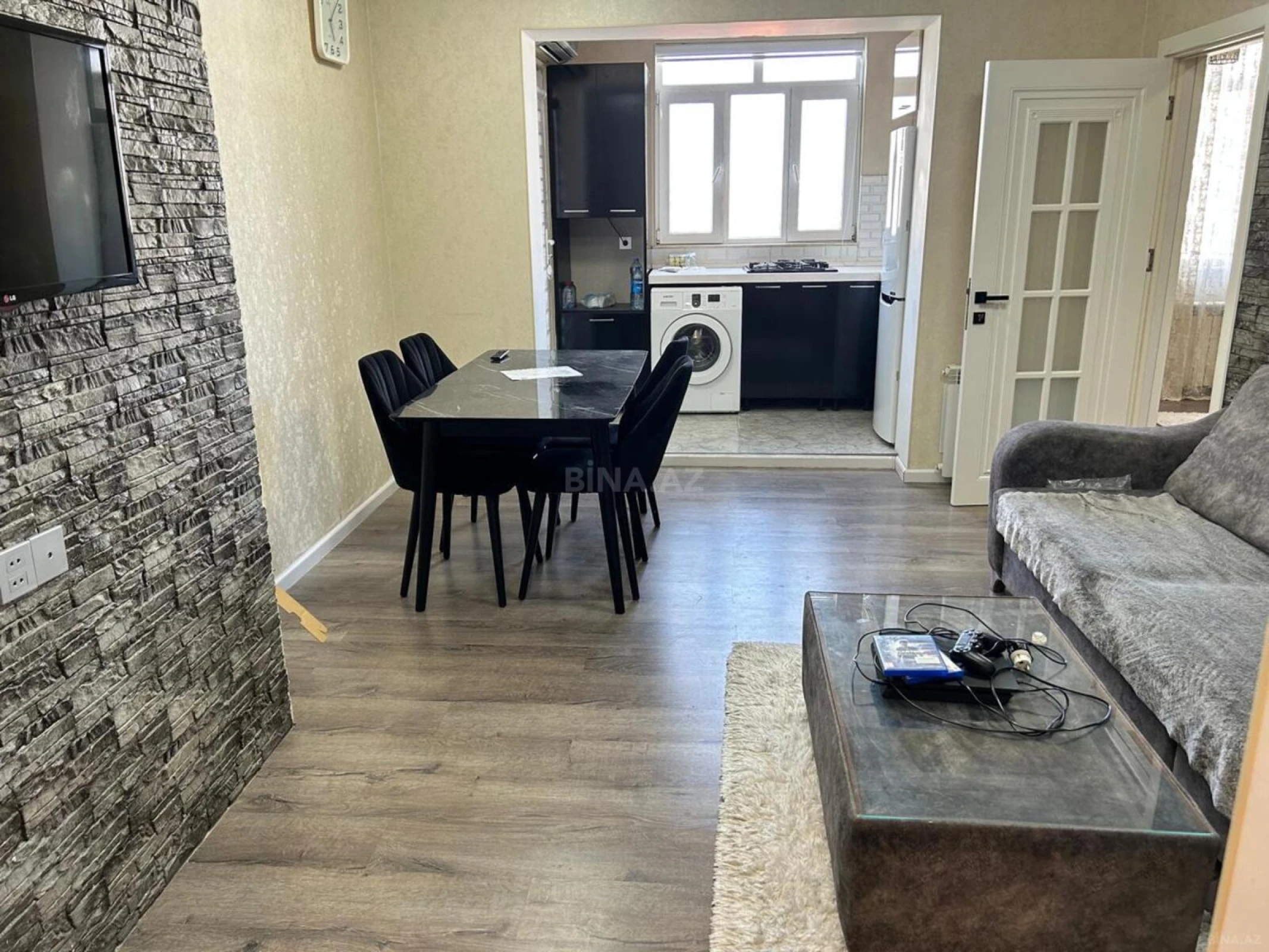 Kirayə verilir 3 otaqlı mənzil 80 m²