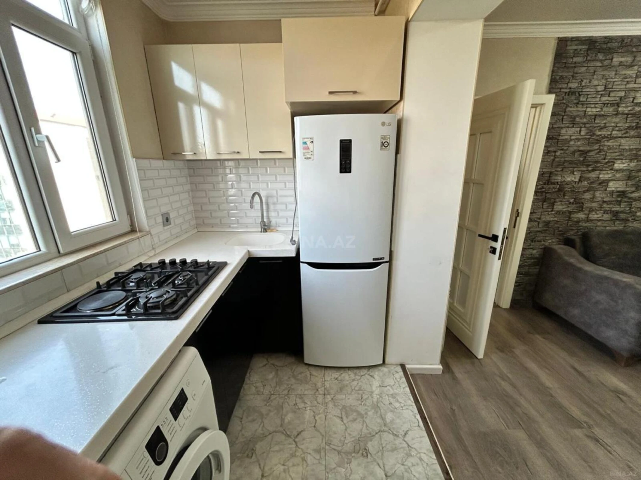 Kirayə verilir 3 otaqlı mənzil 80 m²