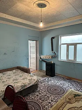 Satılır 2 otaqlı həyət evi 53 m²