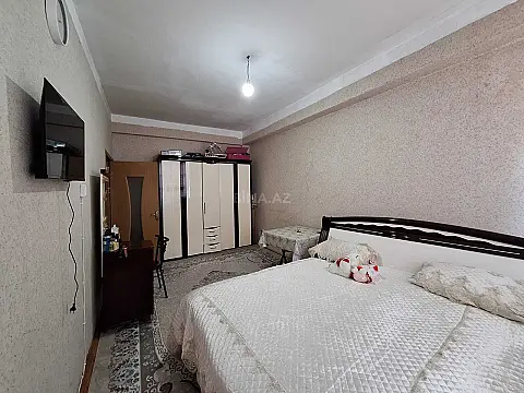 Satılır 1 otaqlı mənzil 42 m²