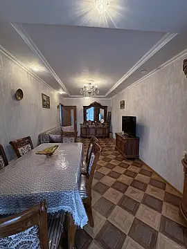 Satılır 4 otaqlı mənzil 75 m²