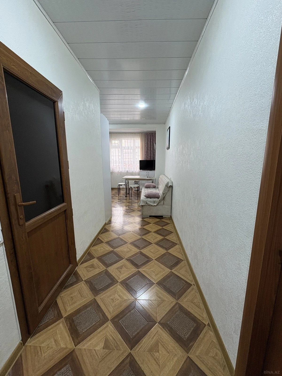 Satılır 4 otaqlı mənzil 75 m²