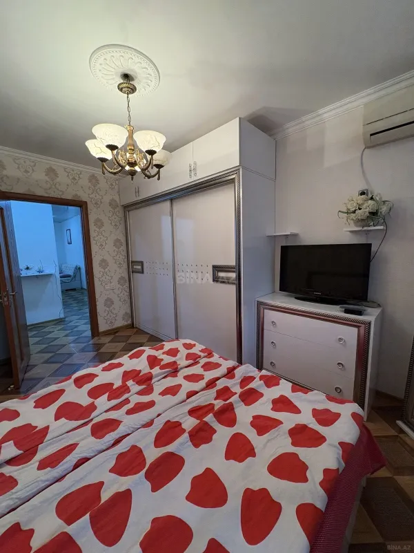Satılır 4 otaqlı mənzil 75 m²